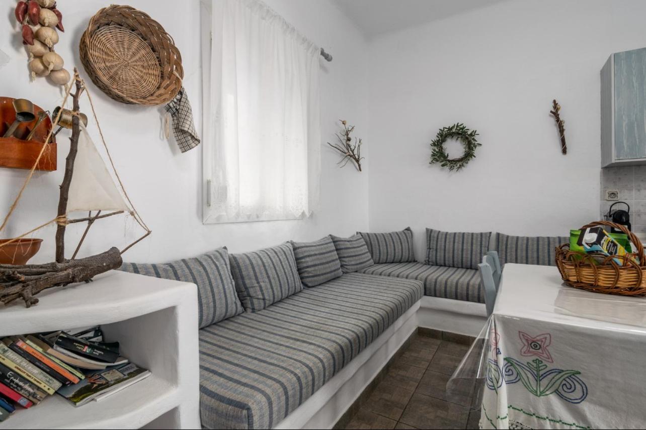 Ferienwohnung Mandrakia House Exterior foto